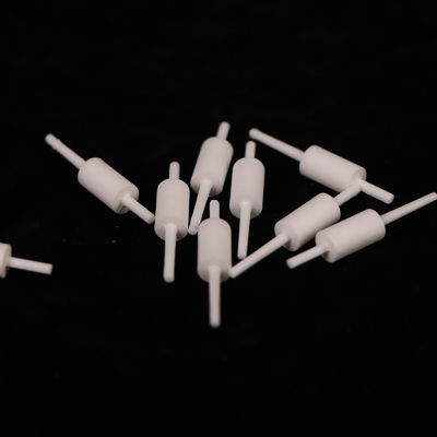 10.3 X 10 -6/K Coefficiente di espansione termica ossido ceramico di zirconio resistente e resistente alle applicazioni industriali