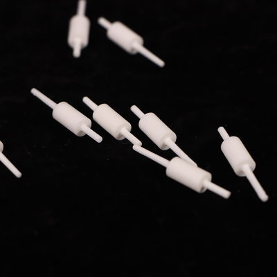 10.3 X 10 -6/K Coefficiente di espansione termica ossido ceramico di zirconio resistente e resistente alle applicazioni industriali