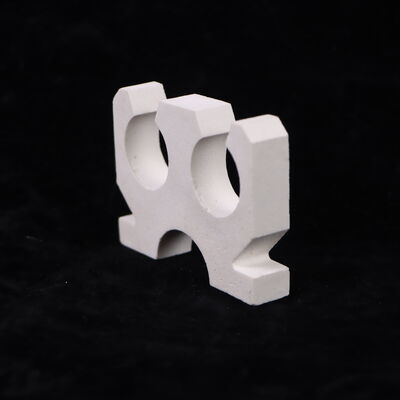 Resistenza alla Trazione 200-400 MPa Prodotti Ceramici in Allumina con Conducibilità Termica 25-35 W per Metro Kelvin Progettati per Uso Tecnico