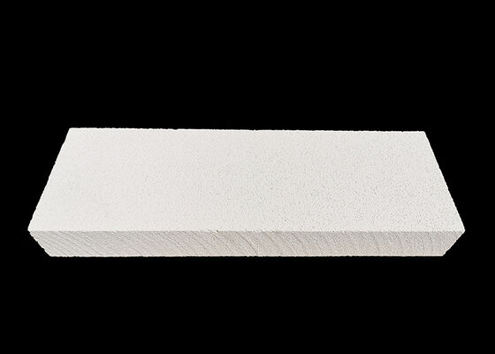 Densità di massa da 0,6 a 1 grammo per centimetro cubo Bricks refrattari che offrono eccezionale resistenza alle alte temperature per lavori pesanti