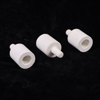 Costante dielettrica 6 a 7 Materiale ceramico mullite avanzato che offre elevata resistenza agli urti termici e resistenza meccanica per l'industria