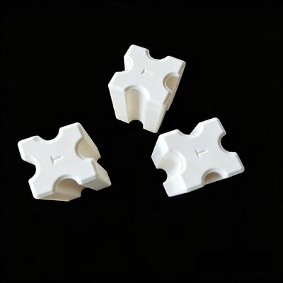 Densità 3.75-3.9 g/cm³ Ossido di Alluminio Ceramico con Modulo di Young 200-400 GPa Resistenza alla Compressione Superiore a 3000 MPa per Usi Industriali Gravosi