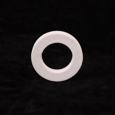 8.9 X 10-6/K Espansione termica Ceramica di ossido di alluminio bianco con Prestazioni e Costante dielettrica 9.6