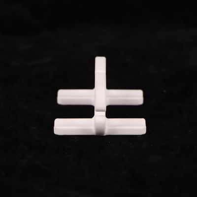 Resistenza alla flessione della ceramica di ossido di alluminio bianco 200-400 MPa ed espansione termica 8,9 X 10-6/K per applicazioni ad alta temperatura