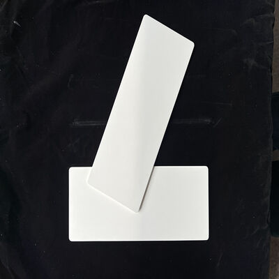 Conducibilità Termica 25-35 W/mK Materiale Ceramico in Allumina Progettato per Isolamento Elettrico e Gestione Termica