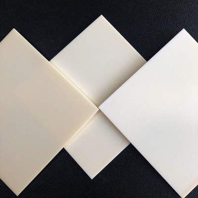 Tensione di rottura Oltre 20 KV Alumina ceramica che offre resistenza all'isolamento Oltre 1012 Ohm-cm Materiale isolante durevole