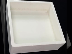 Sagger refrattario di superficie liscia per una maggiore durata in ambienti industriali